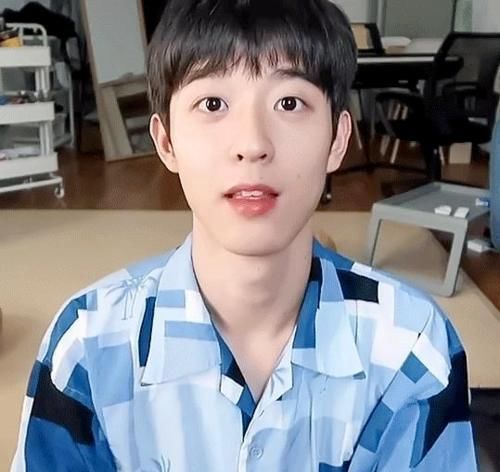 利路修开启竞争巡演，井汲大翔看狗打架，可成团的INTO1什么时候营业？