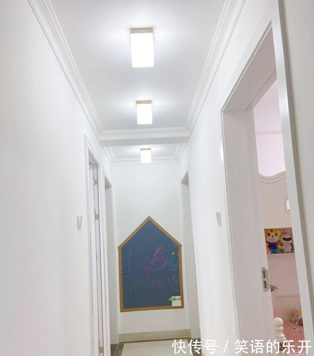 天花板|终于入住新家了,全屋不造型,天花板只做石膏线,温馨又舒适