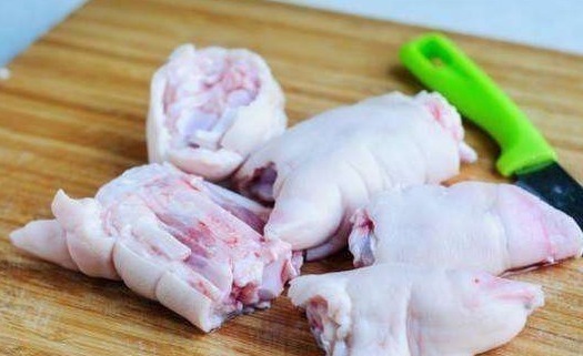 喜欢吃猪蹄的朋友注意了，我也是刚知道的，你懂后快告诉身边人