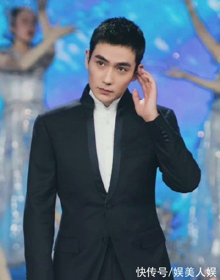 周深|央視國慶晚會8大看點：胡歌一人分飾五角，老藝術家的云端合唱