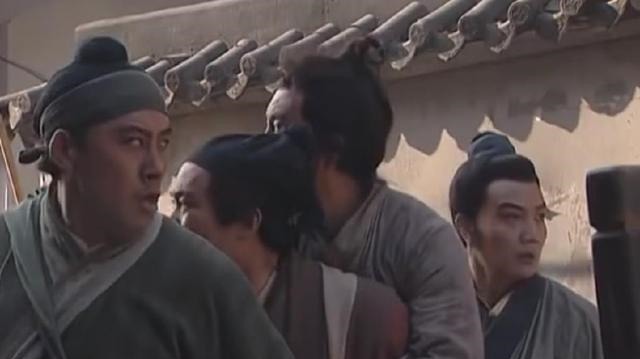 宋江#公孙胜鲁智深武松为什么没跟着晁盖去打曾头市原因其实很简单!