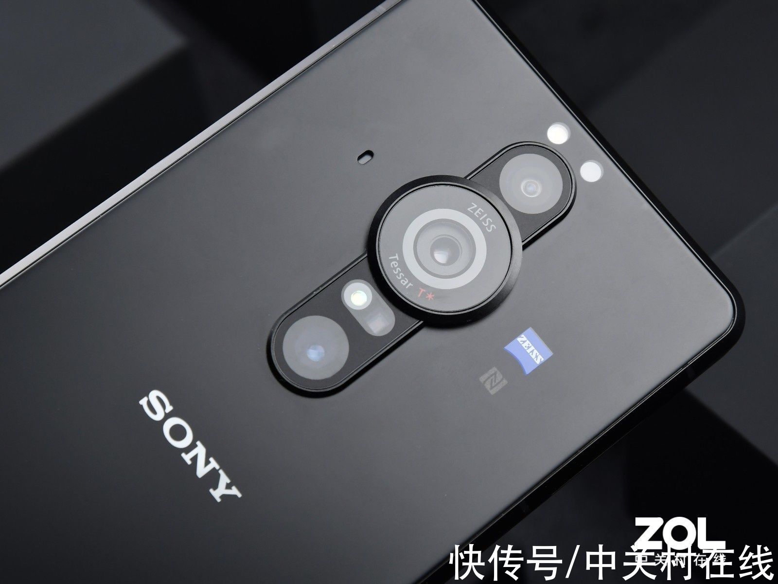 一万多的微单手机长啥样 索尼Xperia Pro-I图赏