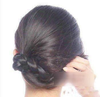 发夹|还在扎丸子头吗,那你就太土了,试试这几款编发图解,超漂亮