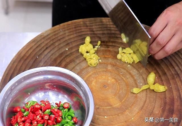 入味|酸辣鸡胗怎么做才脆嫩入味，学会这几个窍门，在家做出饭店的味道