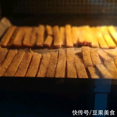 蜂蜜|开胃解腻#我为奥运出食力#黄金吐司条,一盘可不够