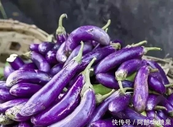 女性过了40岁，3种食物要多吃，润肠通便，排毒养颜，不妨一试