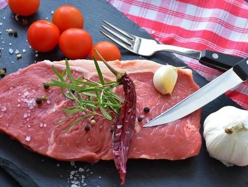 苹果新吃法：用来炖猪肉，营养究竟好在哪？