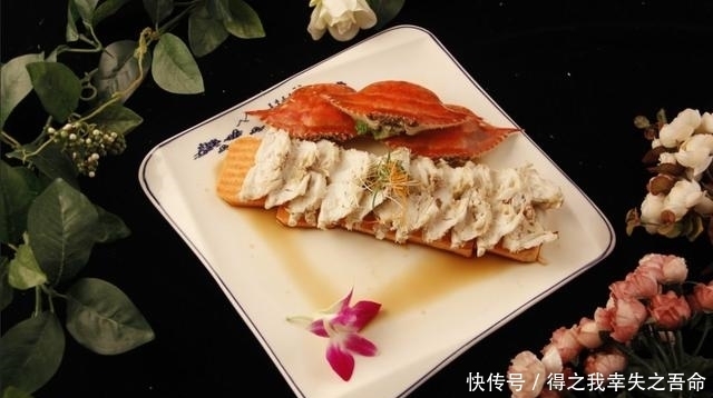 低下头,伸出手,为美食到苍南走一走