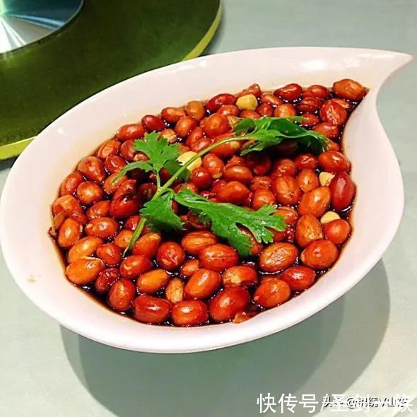 大雪气温下降,多吃几种养身菜,寓意年年有余,滋补又馋人