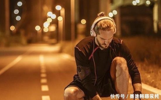 颜值比|曾经脚感力压阿迪耐克，颜值比亚瑟士高，如今却沦落无人知
