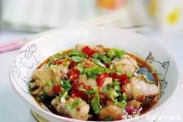 美食推荐:尖椒溜肥肠,蒜蒸鸡翅,干锅花菜,蒜炒猪脾