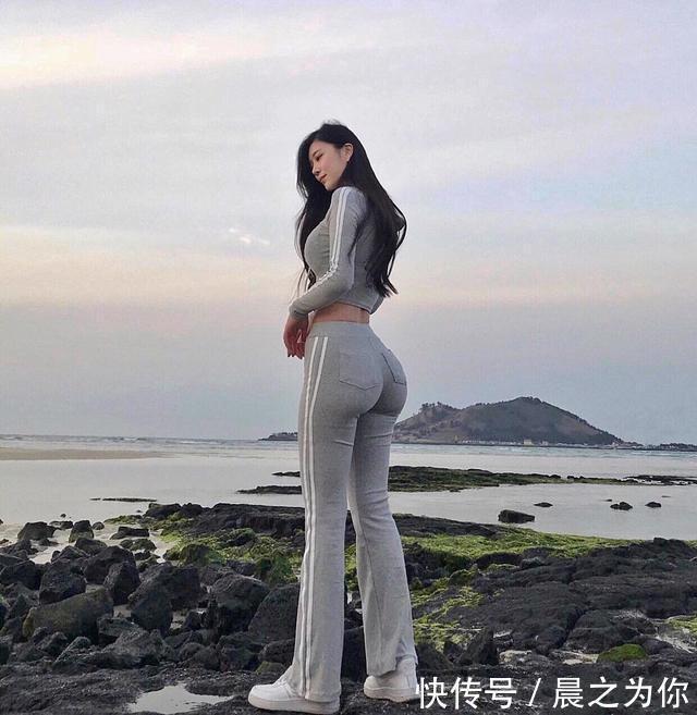 韩国九头身美女腿模，臀大腰细，性感撩人