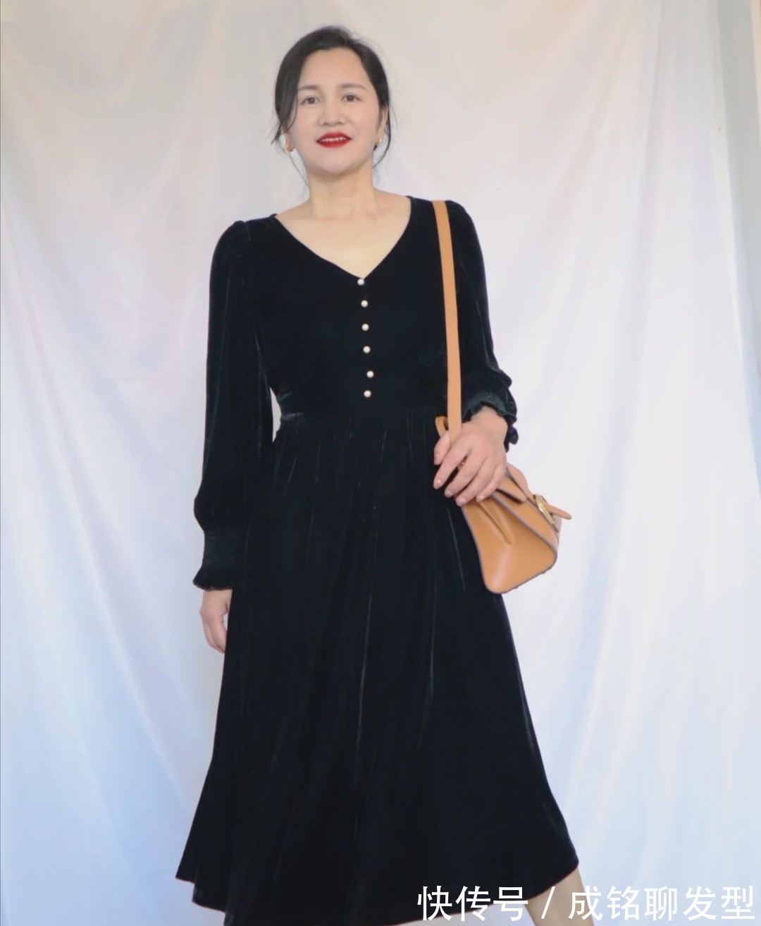 博主|五十岁的妈妈也可以美得高级！学大龄博主的穿搭法，显年轻又吸睛