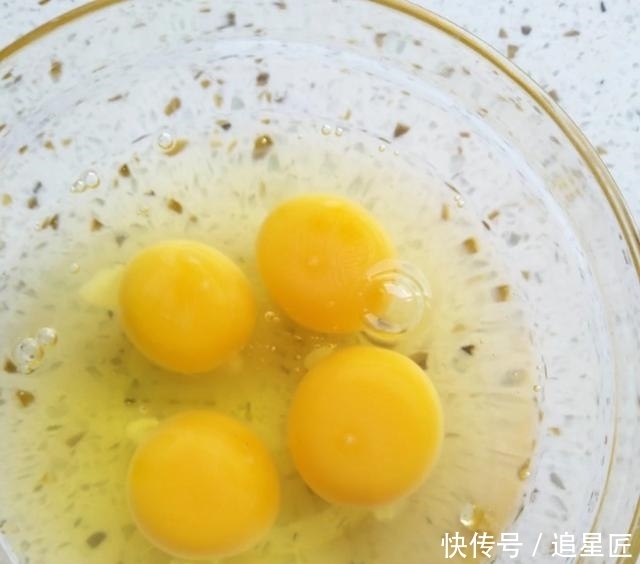 鸡蛋|鸡蛋还能做出这样的美食?邻居都来问秘方!