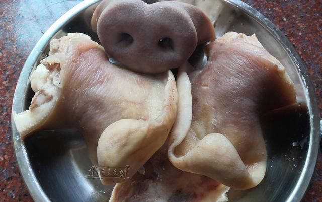 卤料|遇到这肉别手软，18块1斤，整个买回家，比牛羊肉强，卤着吃最香