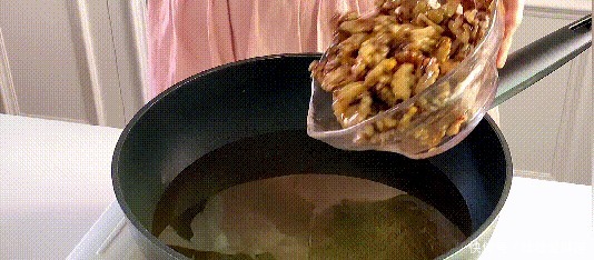 别再买坚果零食吃了,自己在家就能做,酥脆香甜,没有一点苦涩味!