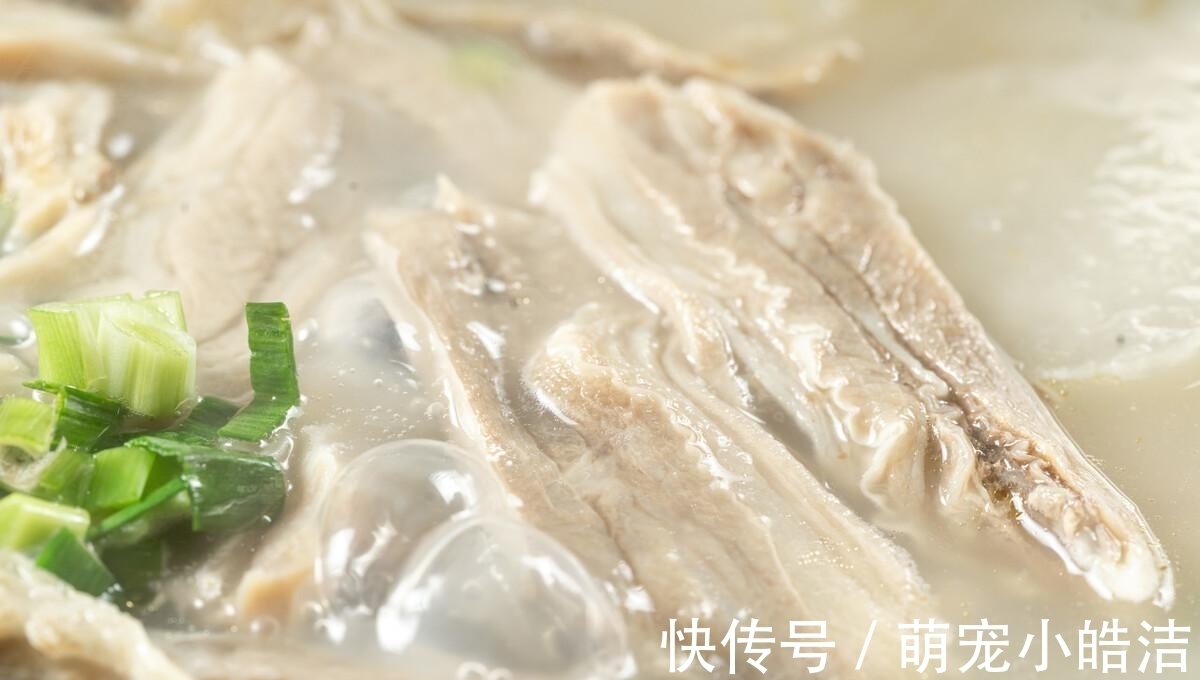 冬至炖羊肉汤,记住“1不3要”的窍门,羊肉汤不发黑,味道鲜美