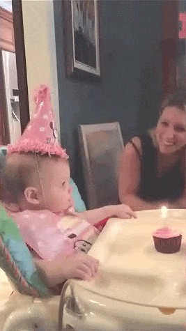 |搞笑GIF:大叔,你是怎么做到的,眼镜怎么就跳上去了