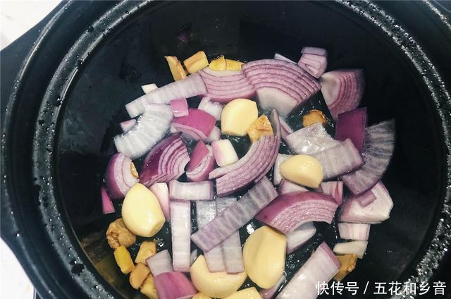 酱香|清蒸鲈鱼太老土了!试试酱香鲈鱼,停不下筷的美味