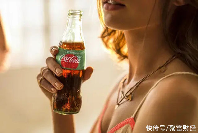 “中场休息”15年，这一国产饮料成功返场，年赚6亿成为可乐劲敌