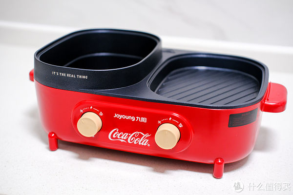 电火锅|九阳不粘涮烤一体机测评：1400W分区独立控温，品牌联名一定贵？