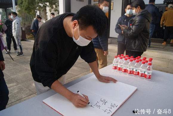 中国职业艺术家联盟|第二届“青山绿水”师生美术作品展今日开幕