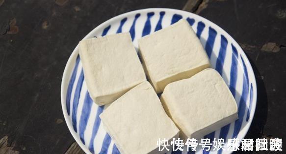 豆腐|骨质疏松不能吃豆腐吗?个人建议想要骨头硬朗,少碰这3物