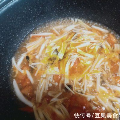 自从学会金针菇番茄鸡蛋汤,我就不想再吃外卖了