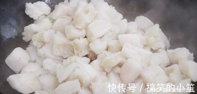 猪油怎么熬才又白又香，教你一个小诀窍，没腥味，炒菜做糕点更香