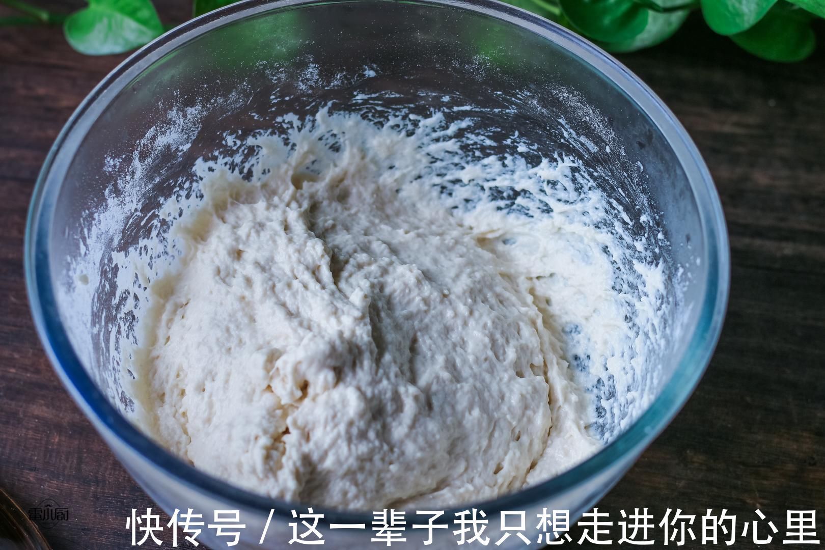 懒人早餐饼|懒人早餐饼,不用揉面,筷子搅一搅,做出来的饼比面包还松软