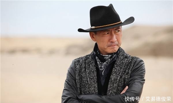 津门飞鹰 同样都是抗日神剧,观众们为什么不讨厌如同“开挂”的燕双鹰?