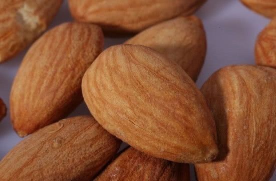 睡眠质量|晚餐常吃那些食物,不仅有助于睡眠,还可在睡眠中悄悄的燃脂减肥