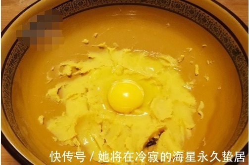 面团|红薯独特做法,加一个鸡蛋,不用烤箱,女儿说比买的面包还好吃