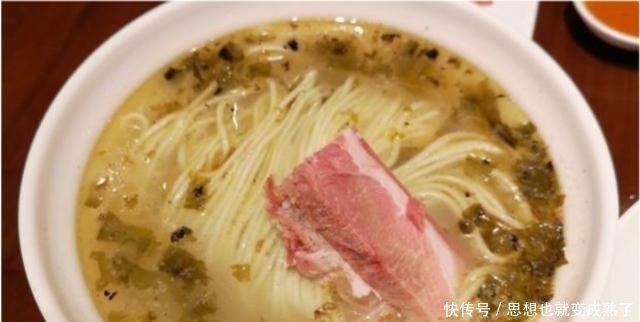 上海真正的老字号小吃店,1碗馄饨要卖46元,只有春天才能吃到