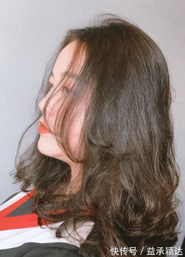 老气|这些老气发型别再留了,明明三十多岁,看上去却跟五十岁大妈一样