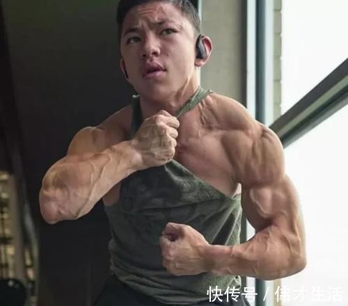 健身房|15岁拿下全球“健美冠军”的少年，练一身肌肉，如今这身高亮了