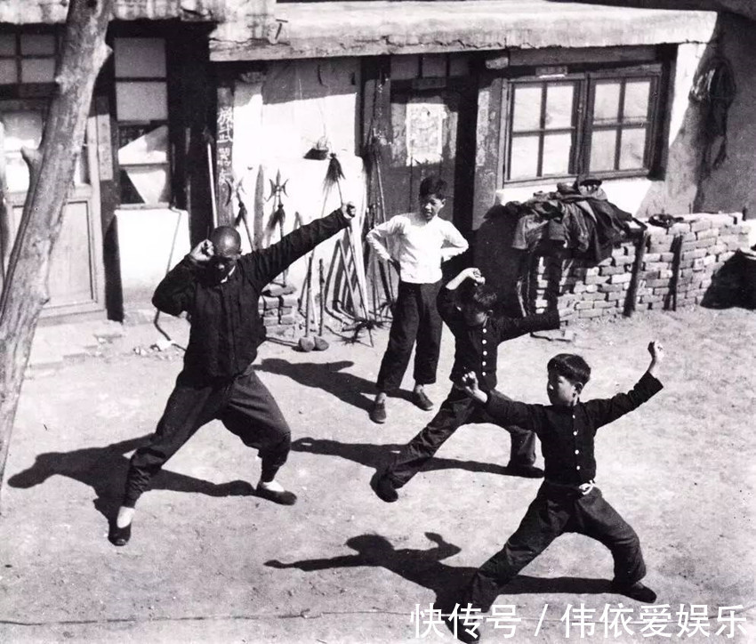 武艺$唐维禄练功把气路练歪了,想拜李存义为师,为何李存义只让他看门