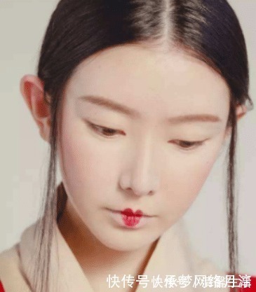 明朝|古代女子的唇妆是什么样的?明朝的太好看了,汉朝的丑的没法说!
