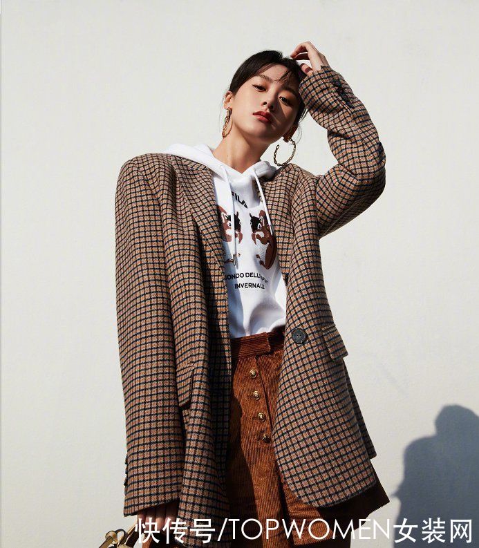 谁说灯芯绒显胖？这几套私服搭配搭的复古又高级，这时髦感超吸睛