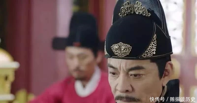 心狠手辣|《锦衣之下》中陆绎他爹陆炳，在历史上心狠手辣，严嵩都让其三分