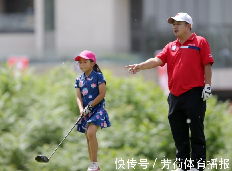 大满贯|6000人中脱颖而出!刘国梁女儿长大了:又获全国冠军,与父亲真像