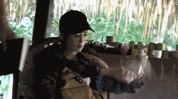 小姐姐 擦防晒霜的四个不能第三个容易长斑!