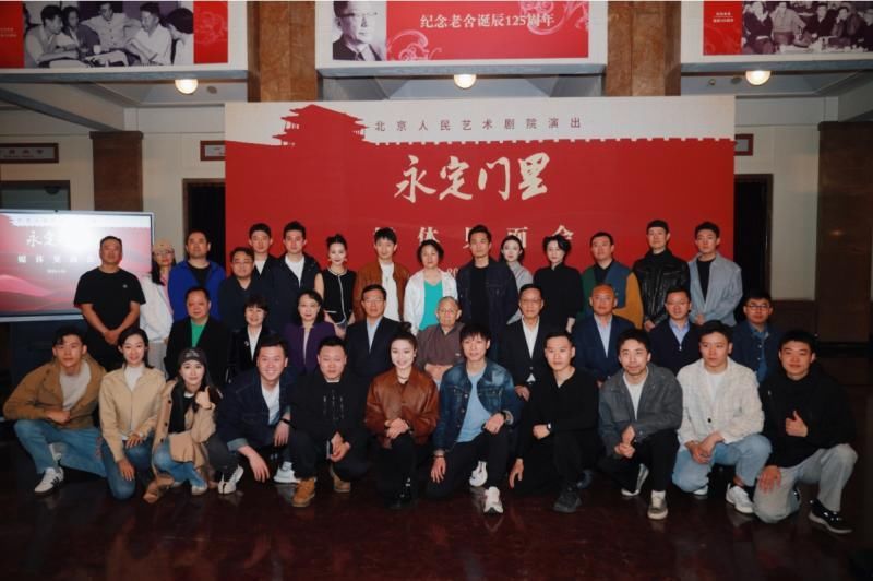 导演唐烨追忆刘锦云:他“发明”了给迟到的人“鼓掌” - 360娱乐,你开心就好