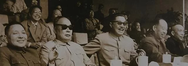 53年贺龙再次找到彭真,彭真脸色一变:别来了,我快要被你逼疯了 - 史海钩沉
